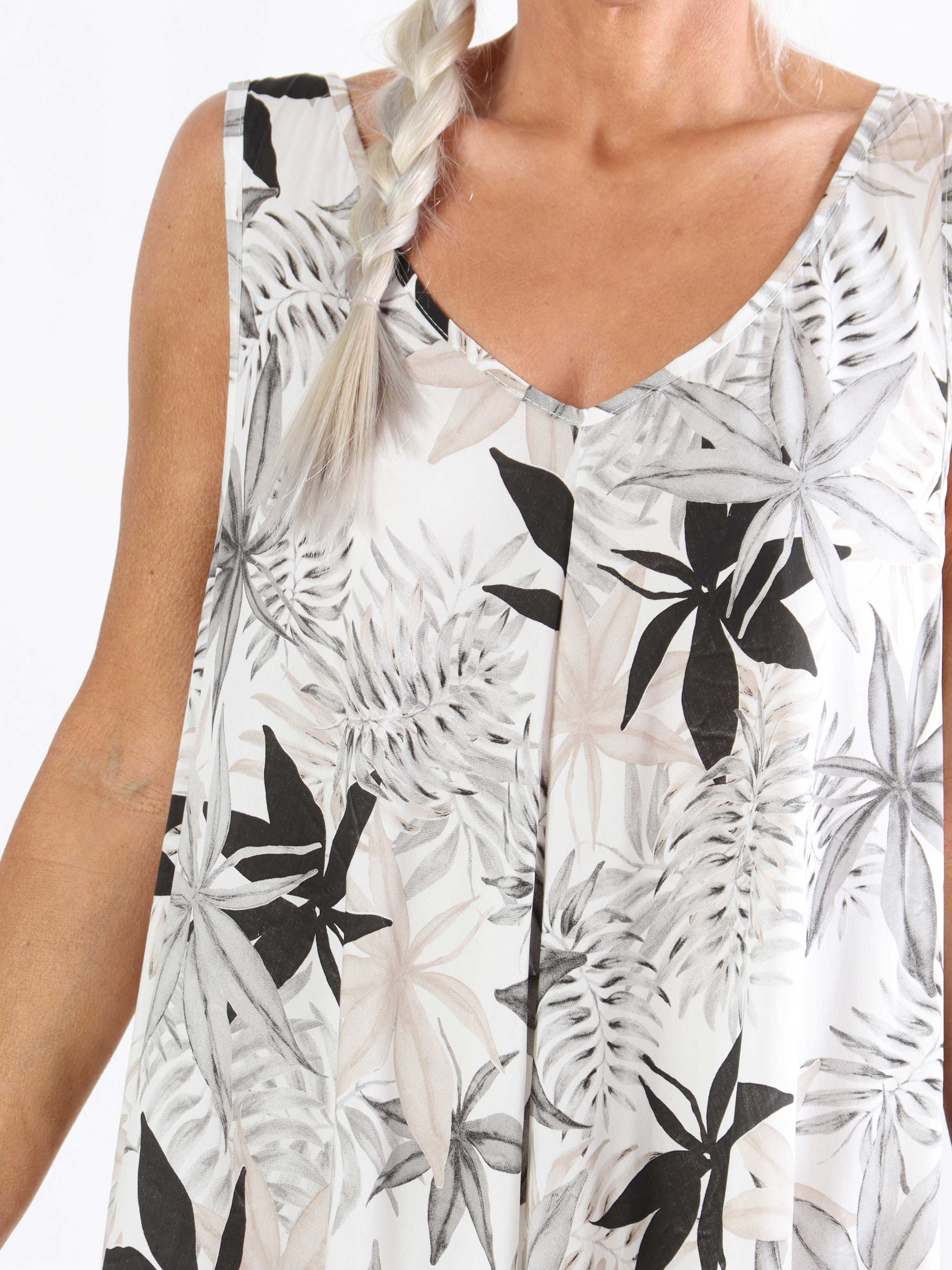 Sigri - Plus size blomsterkjole i viskose med bredestropper